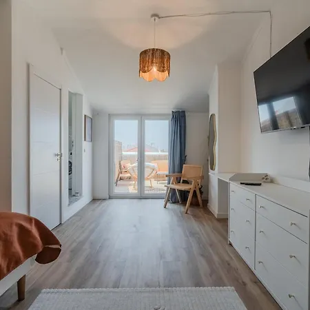 Casa Cruz Do Mar - Oceanview Gem Apartment