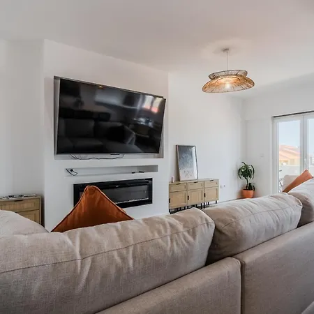 Casa Cruz Do Mar - Oceanview Gem Apartment