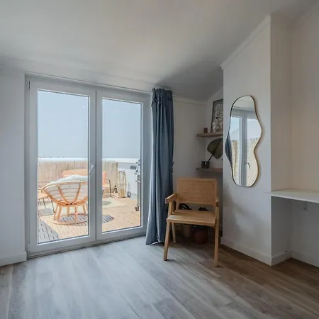 Casa Cruz Do Mar - Oceanview Gem Apartment